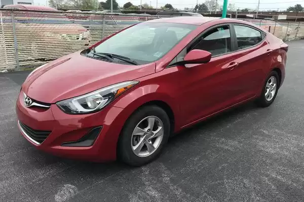مستعملة Hyundai Elantra للبيع في الدوحة #6108 - 1  صورة 